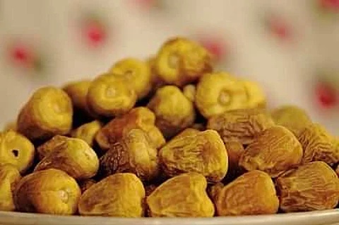 "التمر" شفاء ودواء وحصن من السم والسحر .. أهميته تتعاظم خلال رمضان