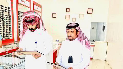 "لجنة التوطين" بمنطقة نجران تنفذ عددًا من الجولات الرقابية على نشاط بيع النظارات