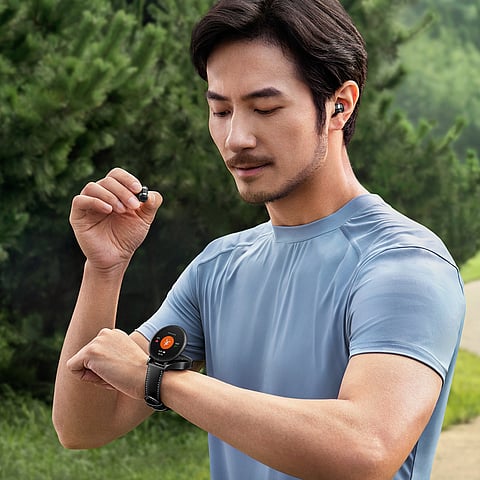 HUAWEI WATCH Buds هي أفضل ساعة ذكية مزودة بسماعات أذن