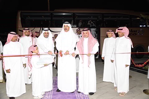 بمساحة 36 ألف م2.. محافظ القنفذة يدشن مشروعي الكورنيش الجنوبي والملعب الرياضي