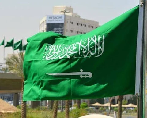"الأسمري": راية التوحيد ترفرف منذ الدولة السعودية الأولى بعزة وشموخ