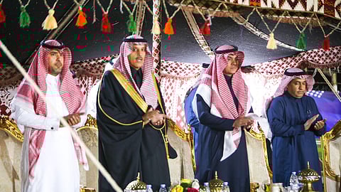 "السديري" يدشّن "دورة تيماء الرمضانية" لكرة القدم بملاعب نادي المحافظة