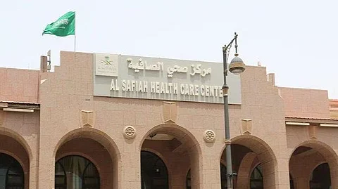 "التدخل السريع" بالمدينة ينقذ معتمرًا بعدما توقف قلبه 10 دقائق