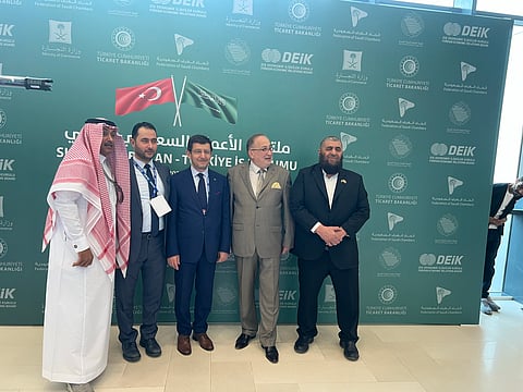 "مخرج سينمائي تركي" لـ"سبق": وجود شراكة سعودية تركية يهيّئ الظروفَ لتنفيذ عمل درامي مشترك