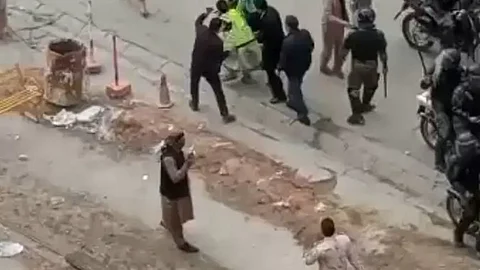 اعتقال حارس مسجد في إيران