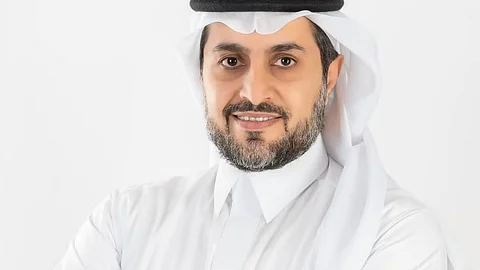 نائب وزير البيئة والمياه والزراعة منصور بن هلال المشيطي