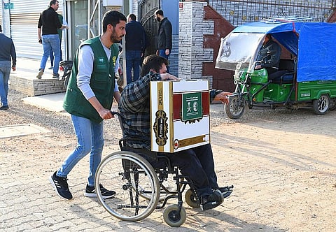 "إغاثي الملك سلمان" يوزع مواد إغاثية على متضرري الزلزال في الريحانية بتركيا