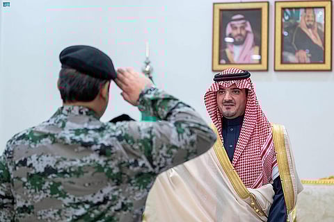 وزير الداخلية يتابع سير العمل في منفذ جديدة عرعر الحدودي بالحدود الشمالية