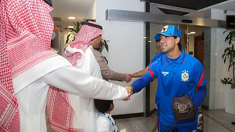 جانب من وصول بعثة نادي القوة الجوية العراقي إلى الرياض