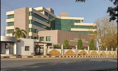 "الخارجية السودانية": التوصل إلى تسوية في البلاد شأن داخلي