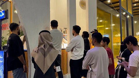 المطاعم تنافس البسطات على "البليلة" و"الكبدة" لخلق أجواء رمضانية بجازان
