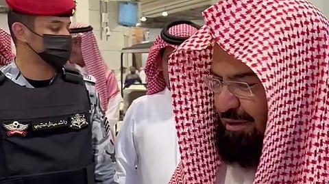 شاهد.. "السديس" يدشن عربات القولف المجهزة لذوي الإعاقة بالمسجد الحرام