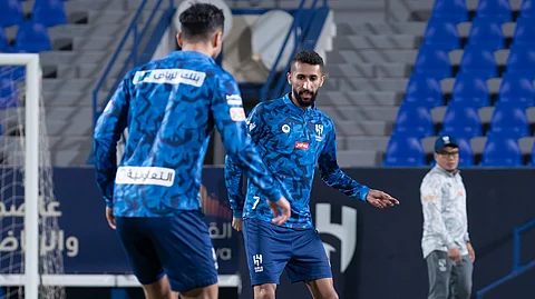 سلمان الفرج يقود تشكيلة الهلال أمام الباطن.. والشهراني يتواجد في دكة البدلاء