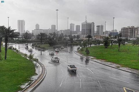 استمرار تأثير الحالة الماطرة الربيعية على مناطق واسعة من المملكة خلال الأيام القادمة