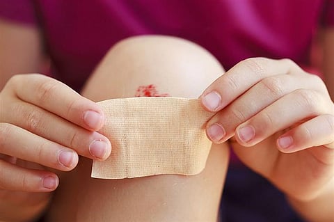 "التحفيز الكهربائي".. تقنية جديدة تساعد على التئام الجروح بشكل أسرع 3 مرات