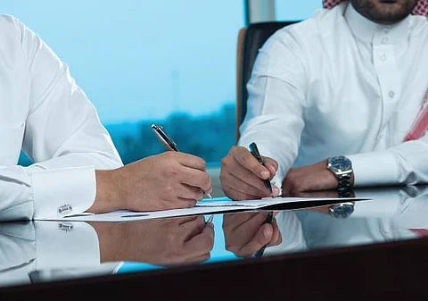 بنسبة 35%.. انطلاق المرحلة الأولى لتوطين المهن الاستشارية غدًا