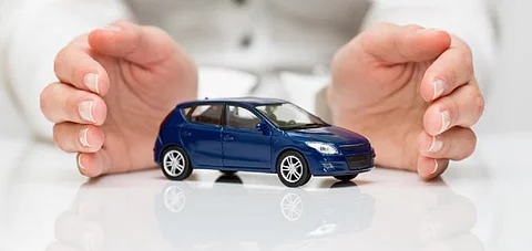 وقف زيادة أسعار تأمين السيارات في الكويت