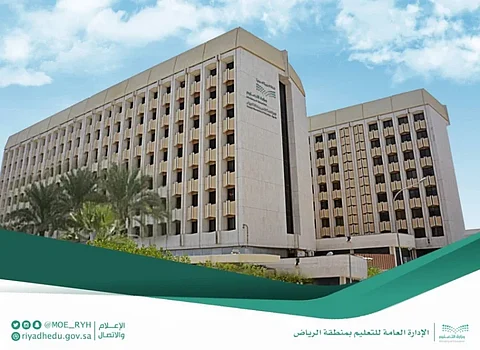 بزراعة أكثر من 53 ألف شتلة.. "تعليم الرياض" يشارك في "الرياض الخضراء"