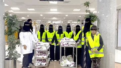"بصمة خير".. 150 وجبة إفطار لمنسوبي مستشفى الأمير مشاري ببلجرشي