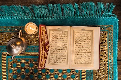 النداء في القرآن الكريم صورة من صور بلاغته ووَجْهٌ من أَوْجُه بيانه