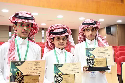 "تعليم سراة عبيدة" تحتفل بتكريم أوائل الطلاب والطالبات