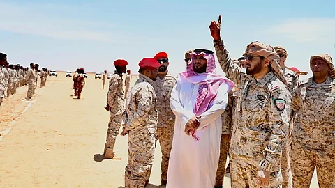 الفريق أول ركن مطلق الأزيمع زيارته التفقدية لمنطقة الوديعة