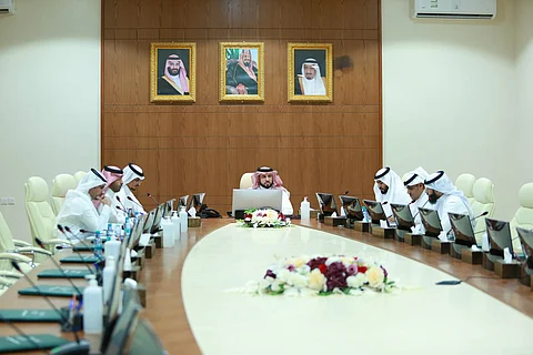 "الملحم" يشدد على تكثيف توعية الطلاب بأضرار المخدرات.. وتأصيل القيم الأخلاقية