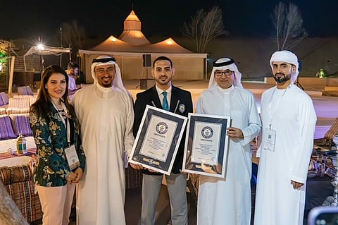 أول جراح تجميل سعودي يدخل موسوعة غينيس...تعرّف على التفاصيل