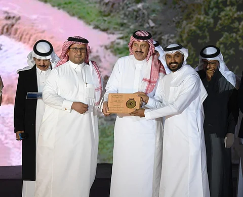 خلال فعاليتها الرمضانية .. "فنون أبها" تفوز بجائزة مبادرة أجاويد في مسار وعي