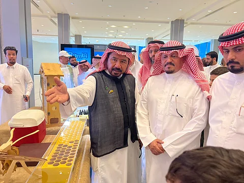 "بيئة مكة" تشارك في الاحتفال باليوم العالمي للنحل