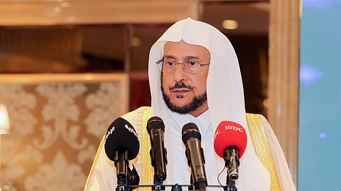 الدكتور عبد اللطيف بن عبد العزيز آل الشيخ وزير الشؤون الاسلامية