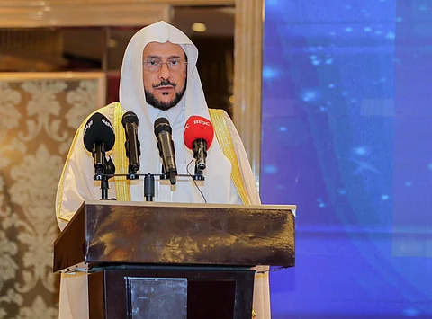 وزير الإسلامية لـ"سبق": سنقف سدًا منيعًا ضد الإرهاب والتطرف وكل من يحاول امتطاء الدين لأهداف سياسية