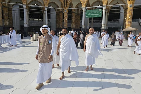 رئاسة شؤون الحرمين تُفعّل برنامج التطويف المركزي