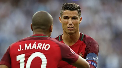 الأهلي يراقب البرتغالي جواو ماريو لاعب بنفيكا