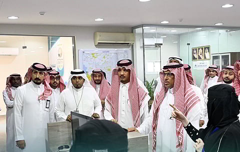 أمين جازان يزور بلديتَي أبو عريش ووادي جازان