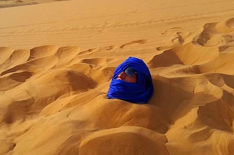 فوائد وللاستشفاء طرق.. "حمامات الرمال".. رهان سياحي جاذب لرفد اقتصاد المملكة