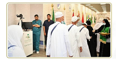"الصحة" تقدم خدماتها لحجاج بنجلاديش ضمن "طريق مكة"