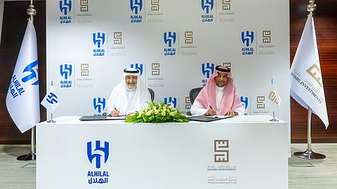 عبدالله العبدالجبار وعبدالله الجربوع يوقعان الاتفاقية