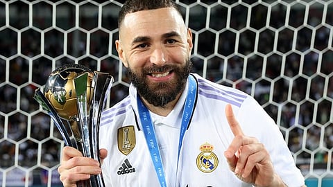 كريم بنزيما لاعب نادي الاتحاد