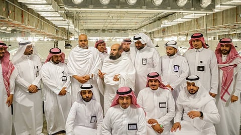 السديس يقف على جاهزية منظومة عربات التنقل داخل المسجد الحرام