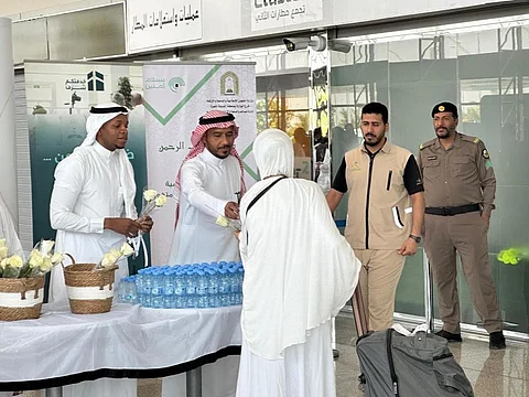 "الصحة" تقدّم خدماتها لأكثر من ١٧٢ حاجاً بمطار الأمير عبدالمحسن بن عبدالعزيز بينبع
