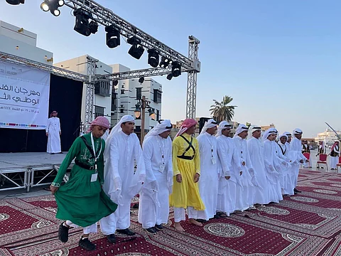 شاهد.. ختام بانورامي لـ"مهرجان الفلكلور الوطني 2" بمشاركة 8 إدارات تعليمية