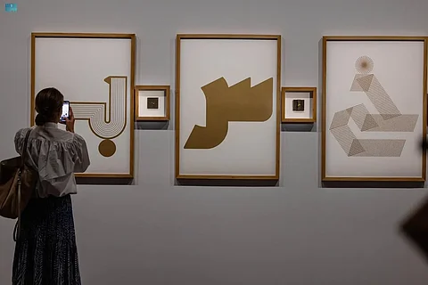 جانب من معرض رحلة الكتابة والخط