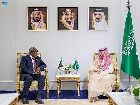 على هامش اجتماع التحالف ضد "داعش".. فيصل بن فرحان يلتقي نظيره الإثيوبي