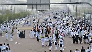 "مزدلفة" مقصد الحاج بعد مغرب يوم عرفة.. تعرّف على مساحتها وحدودها