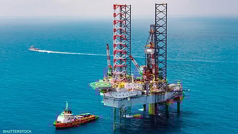 منصة بحرية لاستخراج النفط