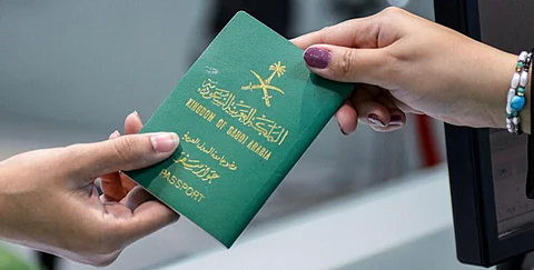 "الجوازات" تدعو المواطنين الراغبين في السفر إلى الخارج للتأكد من صلاحية الجواز