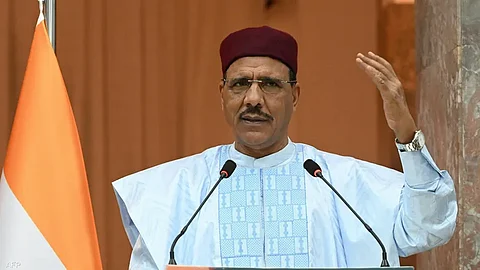 رئيس النيجر محمد بازوم