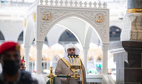 إمام وخطيب المسجد الحرام ياسر الدوسري