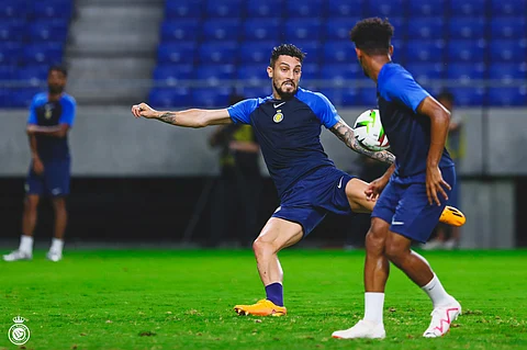جانب من تدريبات لاعبي النصر